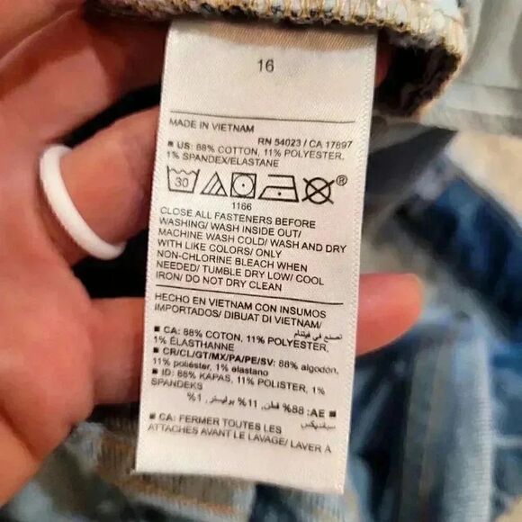 Old Navy Girl's Light Wash Cotton/Poly/Spandex Denim High Rise Rolled Cuff Lace - Picture 12 of 13